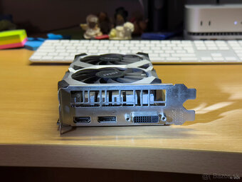 MSI GeForce GTX 1650 VENTUS XS 4G OC - 2