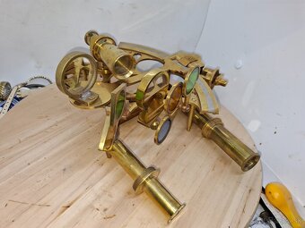 Predám starý velký Anglický námorný Sextant - 2