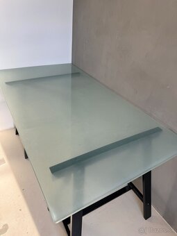 Sklenený stôl 150cm - 2