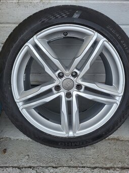 Elektrony 5x112r19 8.5j et 35 245 45 r19 - 2