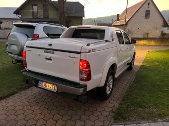Toyota hilux 3 l - 2
