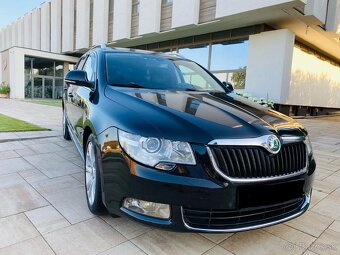 Škoda Superb Combi 2.0TDI Elegance - 2