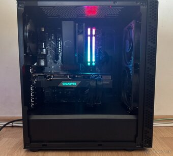 Predam Herny PC (Ryzen 5 3600 + RX 5700 XT) - 2