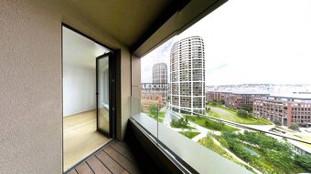 | 2-izb. byt, balkón, šatník, garáž, krásny výhľad, SKY PARK - 2