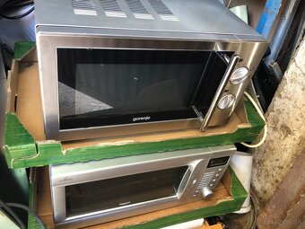 Predám mikrovlnku za 20e pripadne po dohode i doveziem - 2