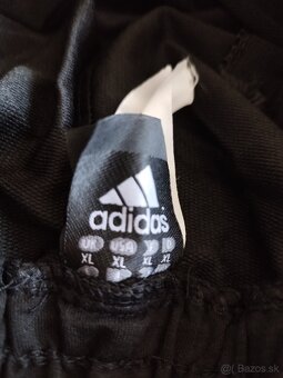 Kraťasy Adidas. - 2