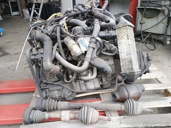 Motor 1,9tdi 66kw s prevodovkou,r.v. 2001 - 2