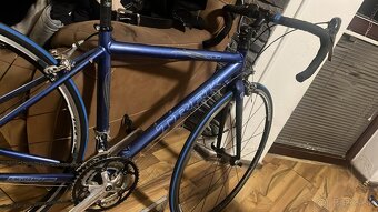 Stevens-Galant S-line2025 a Trek 7time of the Tour de france - 2