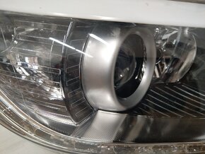 Predam Svetlo pravé predné Kia Pro Ceed II 12- - 2