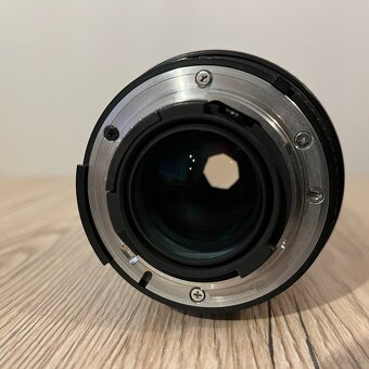Nikon AF Nikkor 28-85mm f/3.5-4.5 - 2
