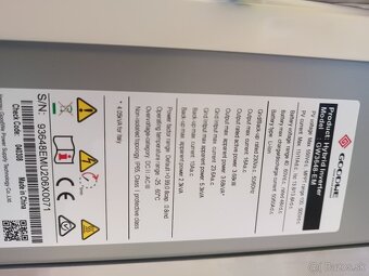 Predám hybridný menič Goodwe 3648-EM - 2