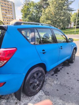 Toyota RAV4 - 2