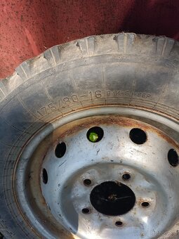 Lada Niva 1600 rezerva - 2