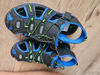 Chlapcenske sandále - 2