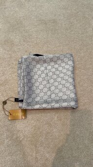 Gucci satka - 2