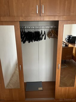 Šatníková skrina - 2
