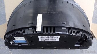 Budíky BMW X5 E53 . - 2