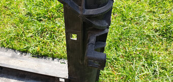 predné čelo octavia III 2,0TDI a výstuha - 2