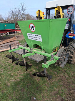 Predám sadzač zemiakov - 2