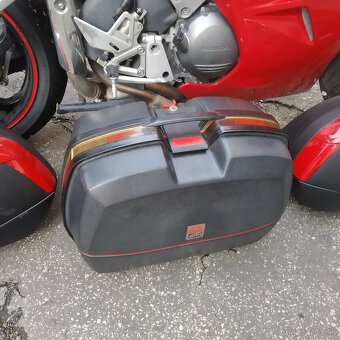 Honda VFR 800, 2002, VTEC - 2