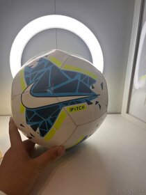 Predám futbalovú loptu Nike - 2