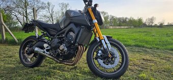 Yamaha MT 09 (2015) - 2