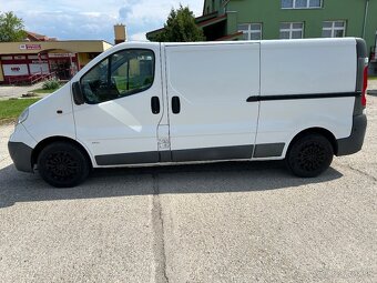 Opel vivaro - 2