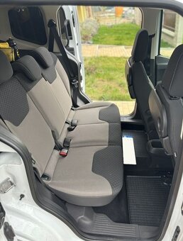 Ford Tourneo Courier - 2