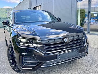VOLKSWAGEN TUAREG R-Line 4x4 DSG 2022 - 2