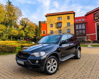 BMW X5 E70 M-packet 4.8i xdrive 4x4 261kw benzín 6st automat - 2