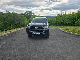 Toyota Hilux DC 2.4 I D-4D Live 4x4 - 2