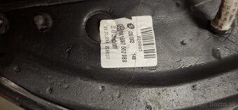 Pravé spätné zrkadlo VW Golf 5 - 2