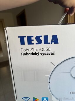 Roboticky vysavač tesla iq 550 - 2