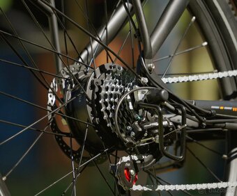 Kvalitný mestský ebike RCB G5 - 2