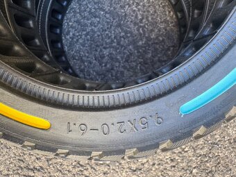 Najnovšia verzia plnej pneumatiky Offroad Xiaomi 9,5x2 - 2
