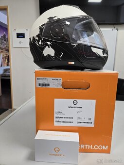 Moto helma (prilba) Schubert C4 Pro - 2