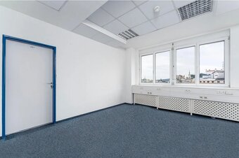 Prenájom komerčných priestorov – na Štúrovej , centrum Brati - 2