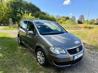 Volkswagen Touran 1.9 TDi 7-miestne Facelift - 2