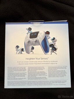 PS5 DualSense Astro Bot Joyful Limited Edition - 2