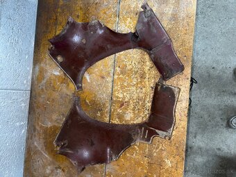 Predam podsedadlove plechy na Jawa 250/559 panelka - 2