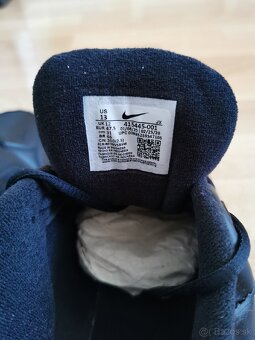 Nike Air Monarch - 2