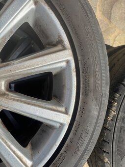 Predám 4 kusy letných pneumatík na na ALU diskoch FORD focus - 2