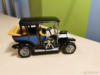 Matchbox yesteryear Benz mix - 2
