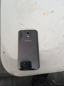 Mobil na súčiastky - 2