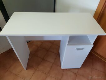 Malý pisaci stolik - 2