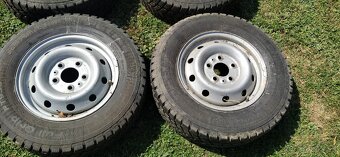 Zimne pneumatiky s diskami 205 75/R16 C - 2