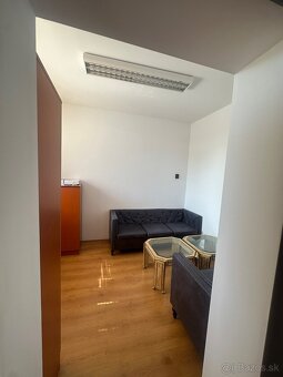 Prenájom dvojkancelárie B.S.Timravy s vyhradeným parkovaním - 2