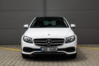 Mercedes-Benz E 220D 4MATIC - 2