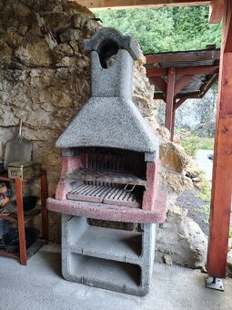 Zahradny betonovy gril - 2