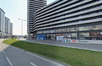 Garážové státie priamo v Tehelnom poli - 2